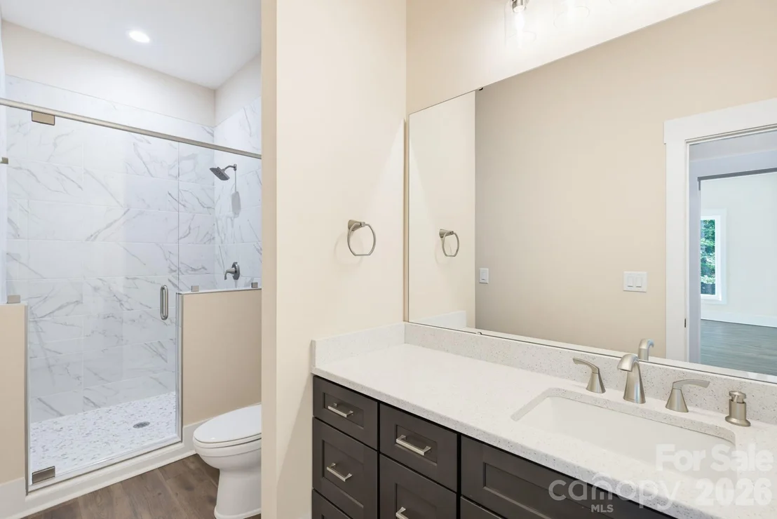 Photo of 2507 Forest Lawn Drive