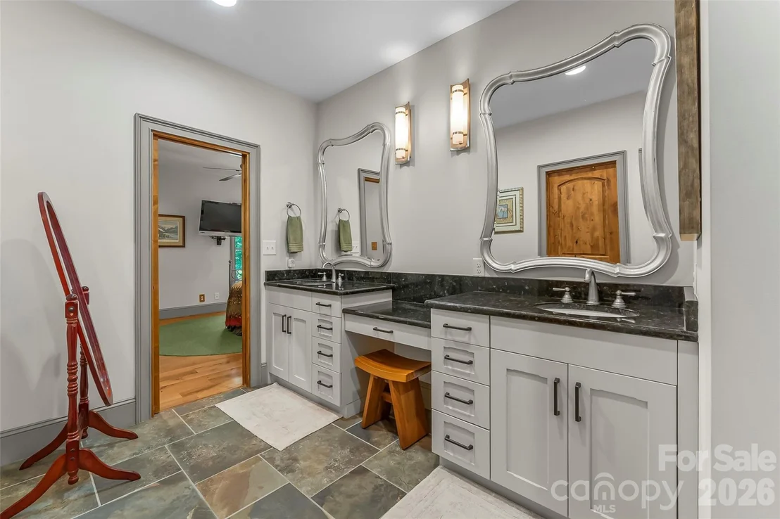 Photo of 1313 High Trail Drive
