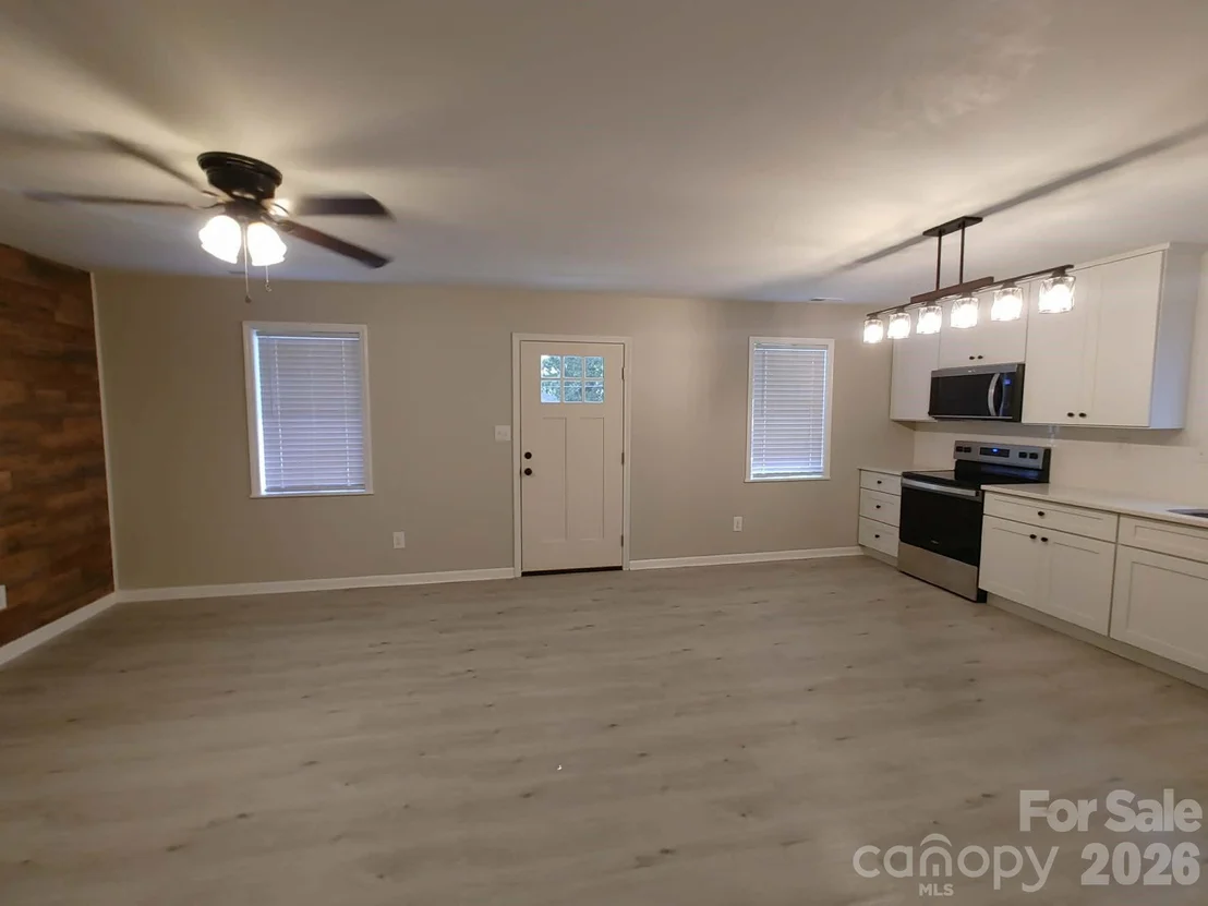 Photo of 700 Harmon Road
