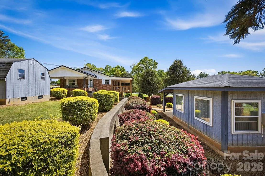 Photo of 101 Regina Drive