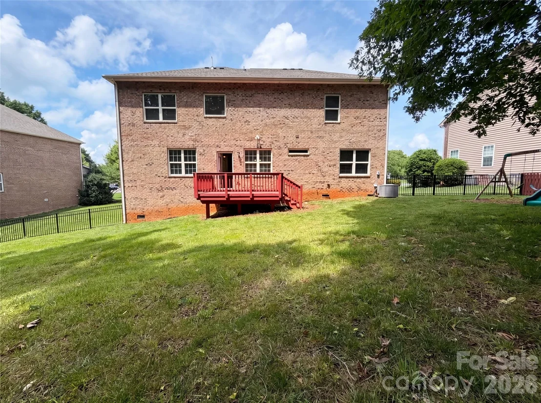 Photo of 2115 Eskridge Terrace