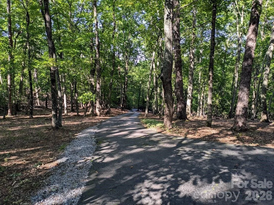 Photo of 675 Fox Run Lane