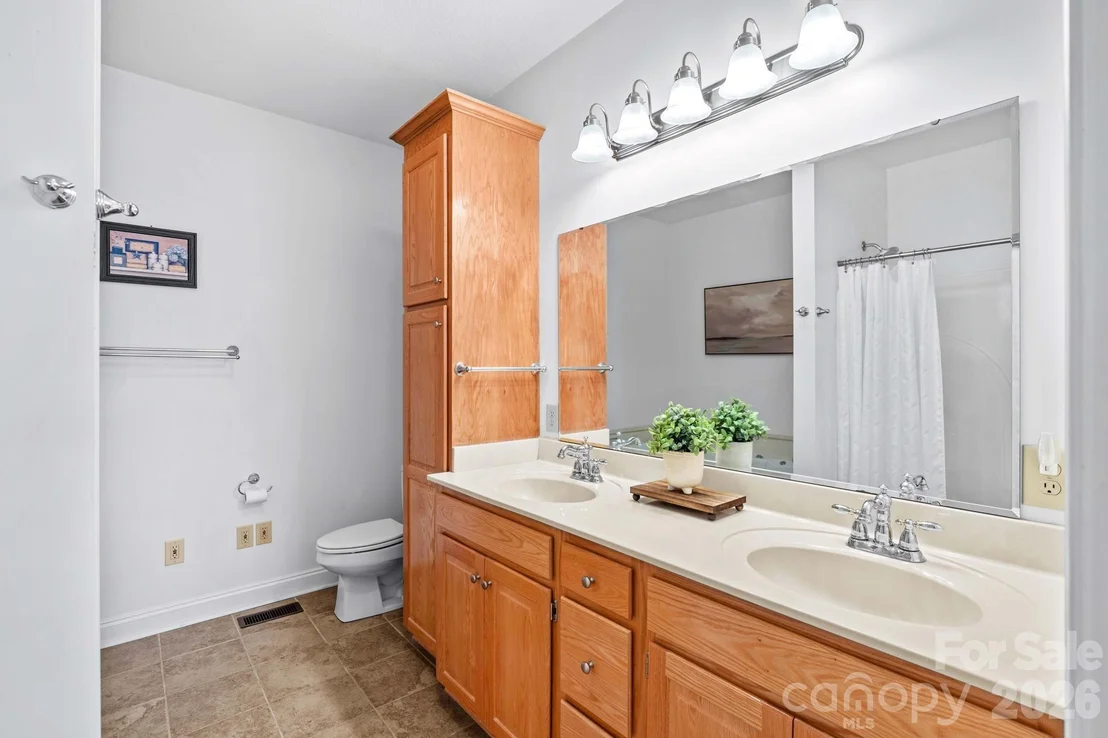 Photo of 101 Devonshire Lane
