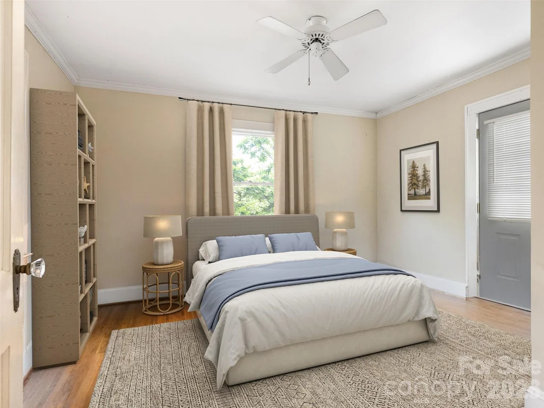 Photo of 646 Marsh Road