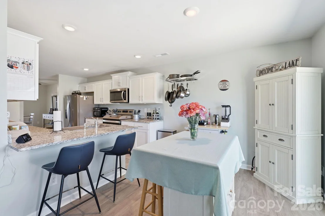 Photo of 1276 Hickory Point Drive