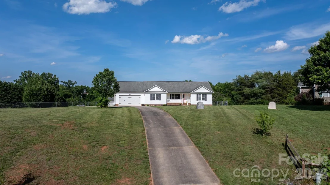 Photo of 5068 Tonys Way