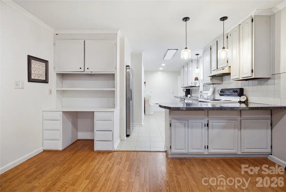 Photo of 169 Greenbriar Drive