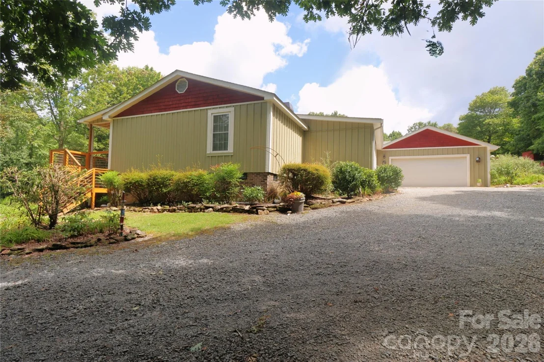 Photo of 141 Owl Haven Lane