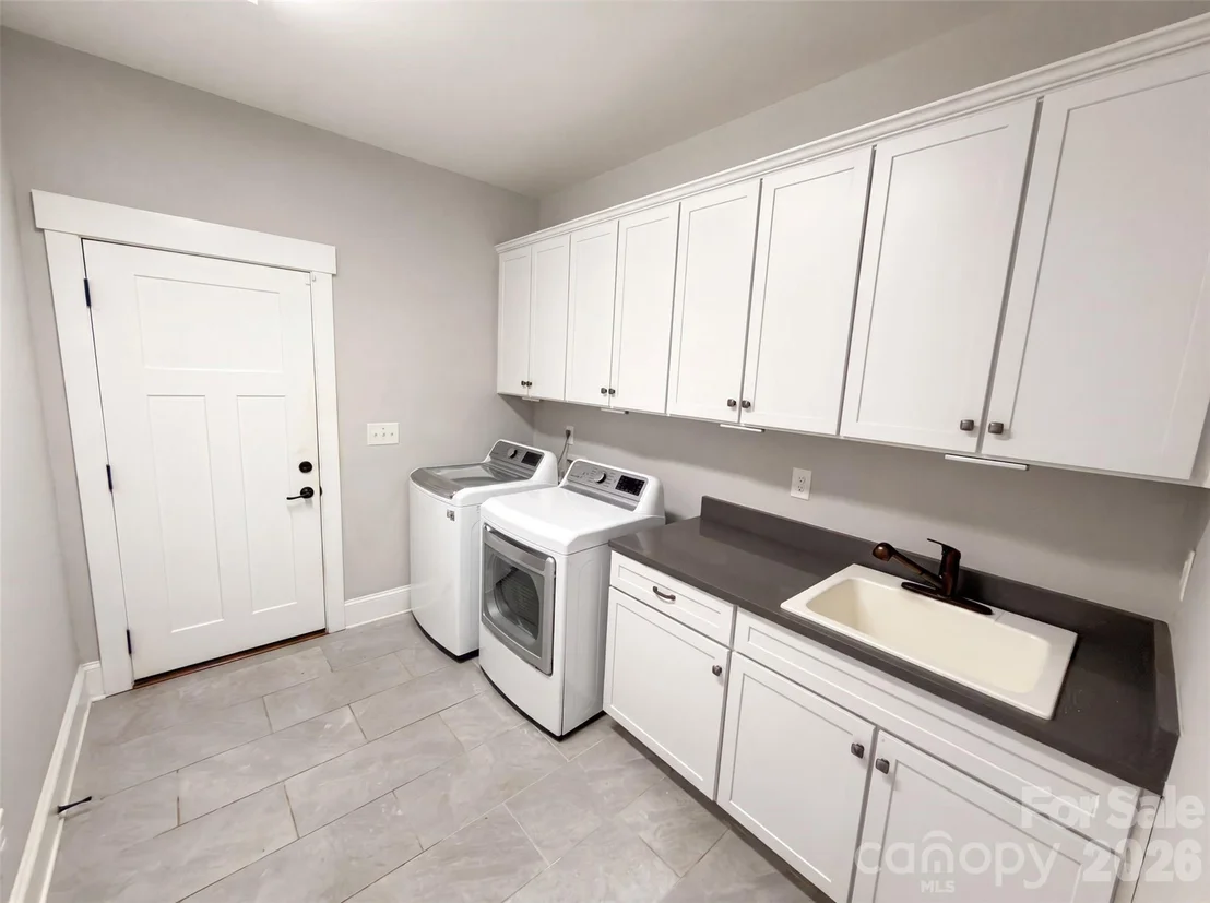 Photo of 4193 Persimmon Road
