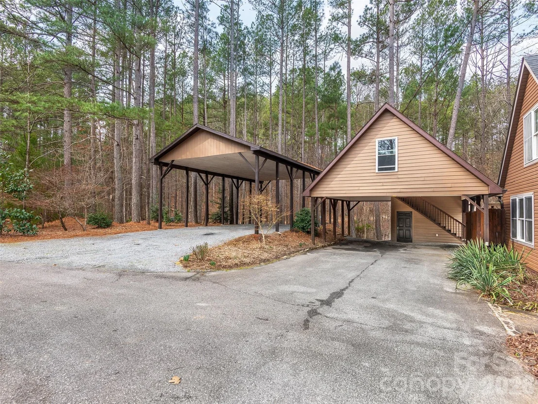 Photo of 201 Hawk Ridge Drive