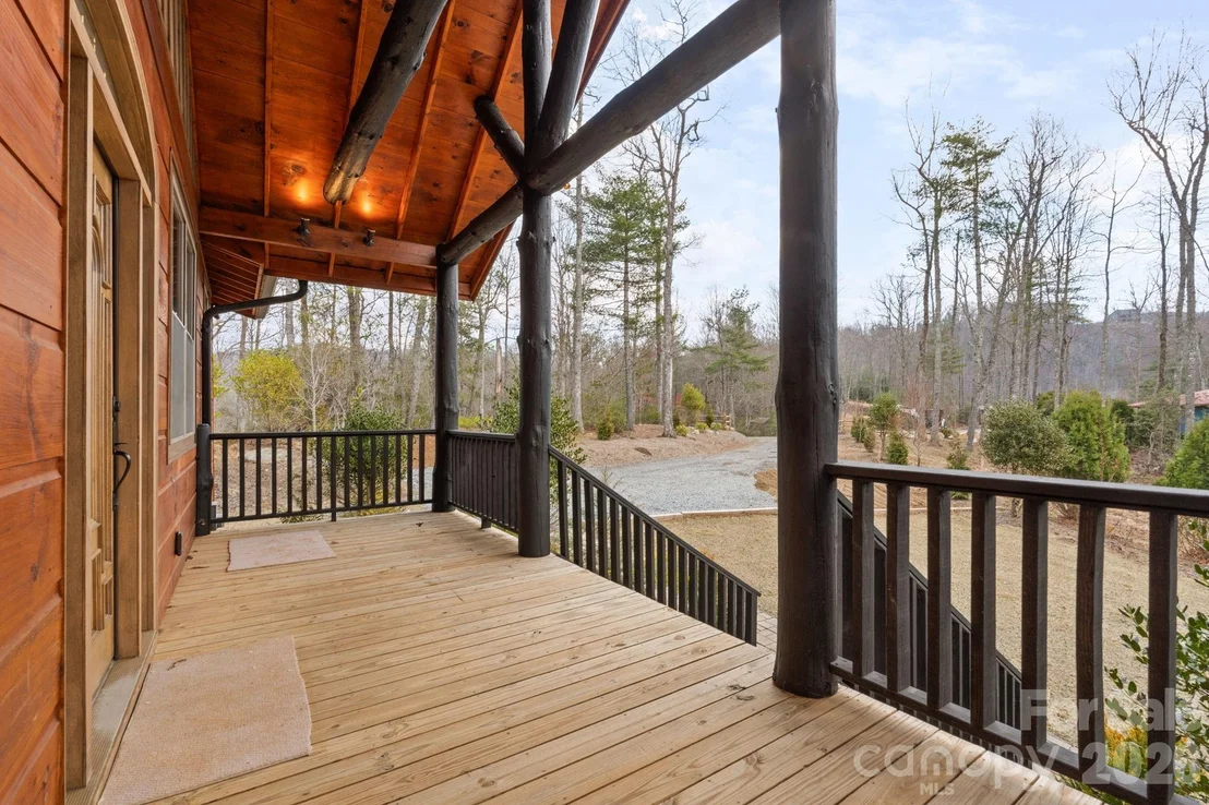 Photo of 449 Hampton Ridge Road