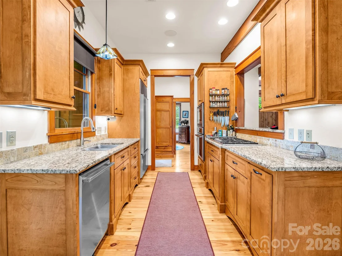 Photo of 153 Glenn Court