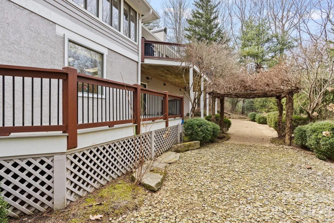 Photo of 171 Old Hillside Lane
