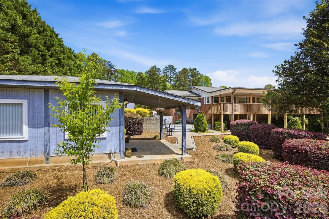 Photo of 101 Regina Drive
