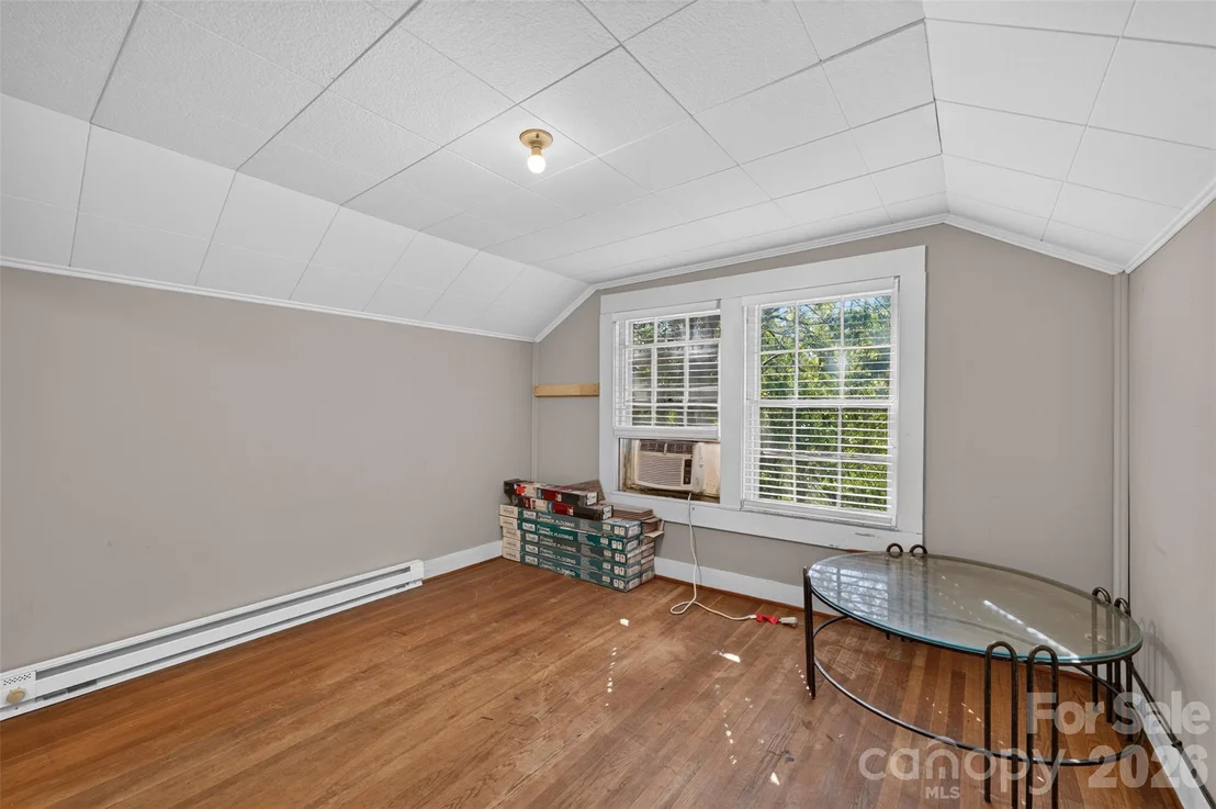 Photo of 1829 3rd Street NE