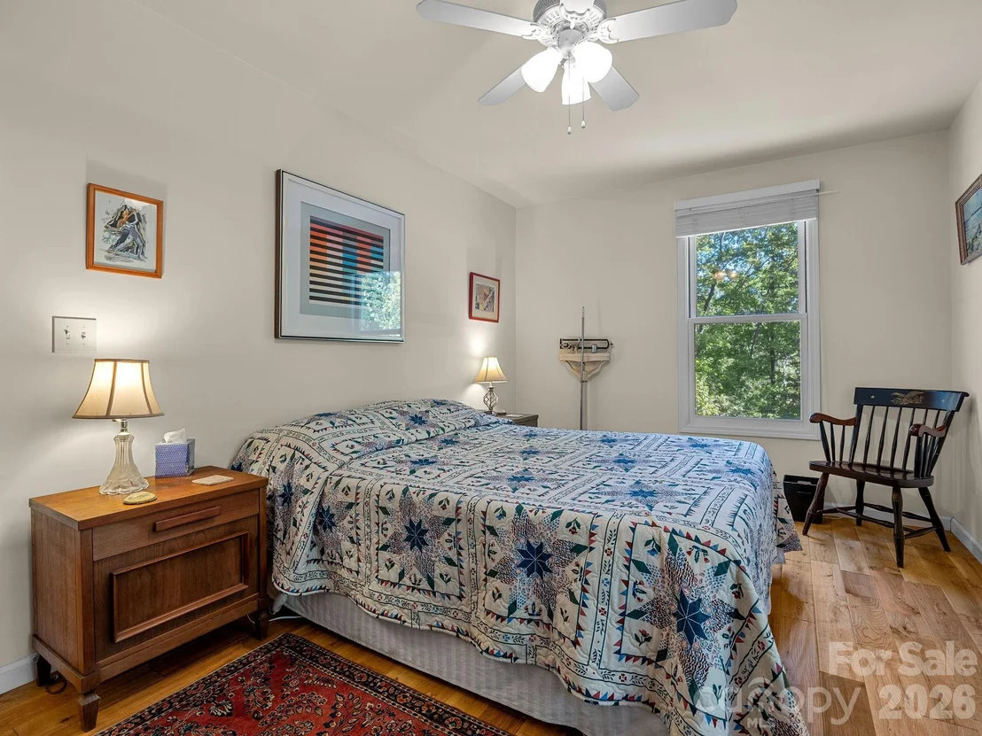 Photo of 160 Caledonia Road
