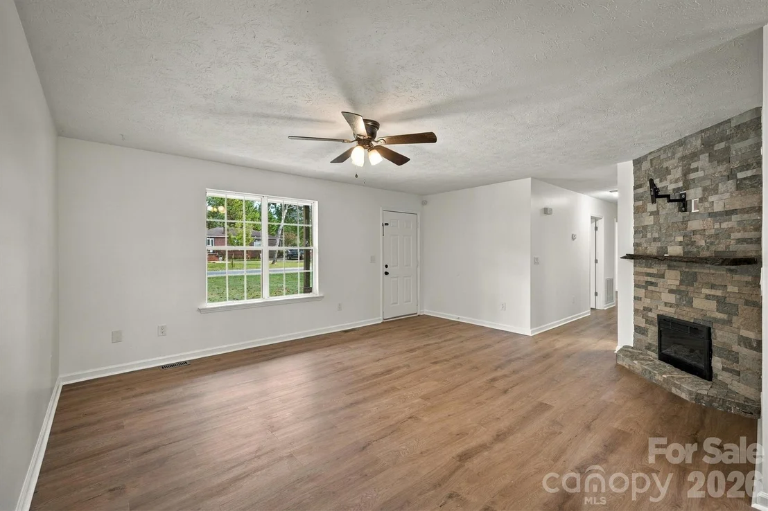 Photo of 37 Laurel Street