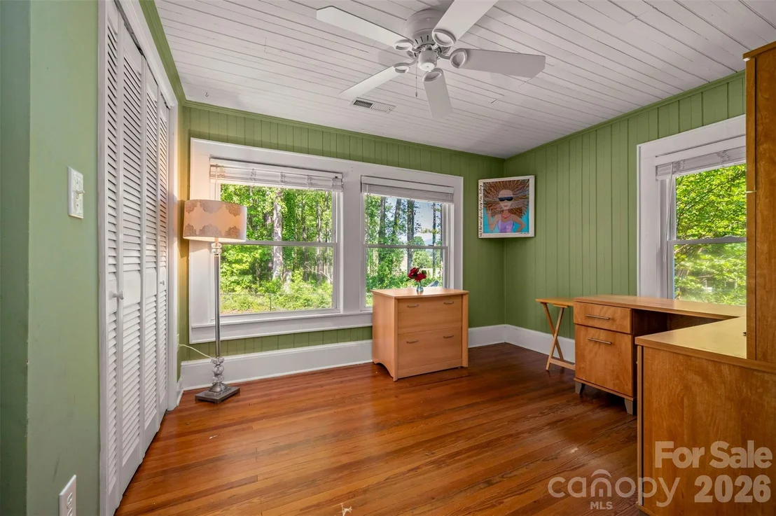 Photo of 183-185 Rubin Thorne Road