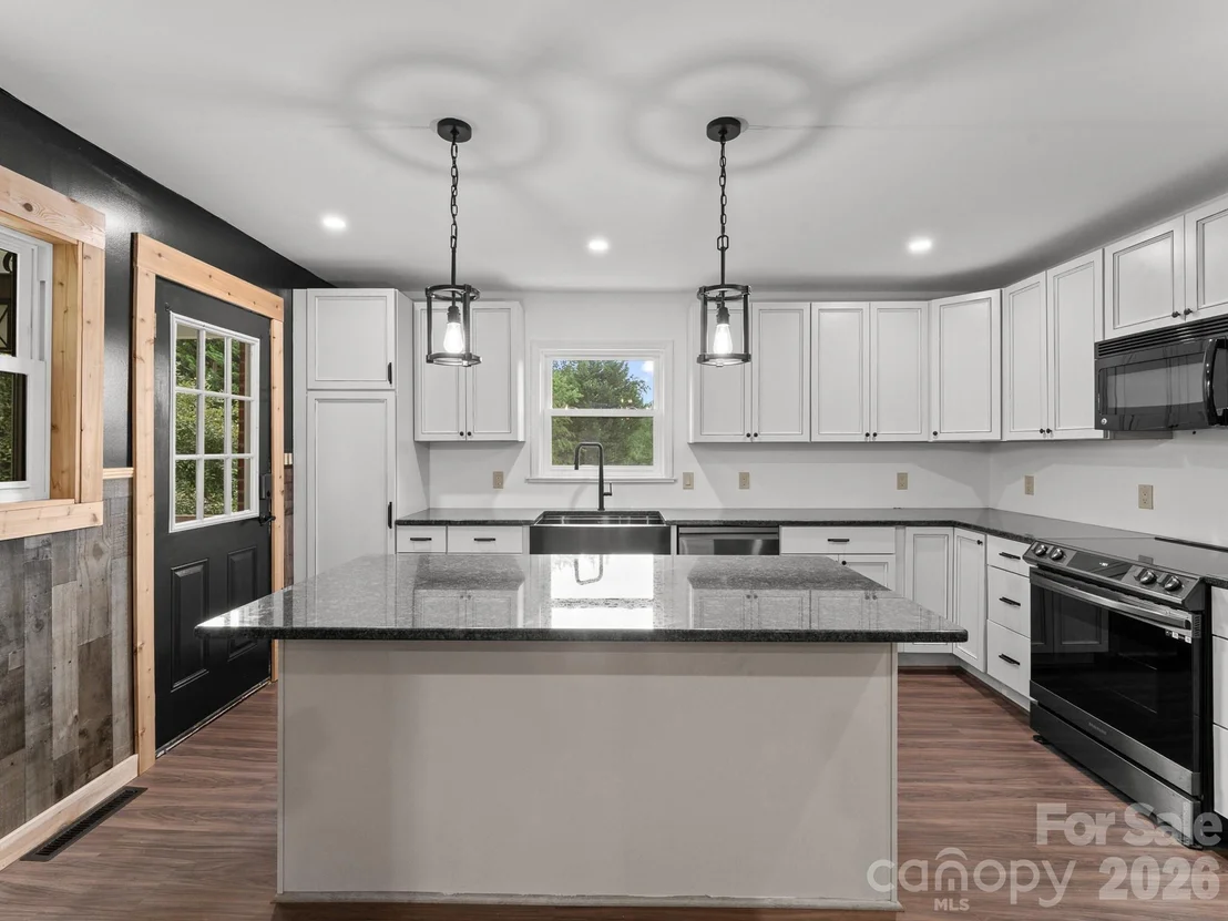 Photo of 10 Monte Vista Circle