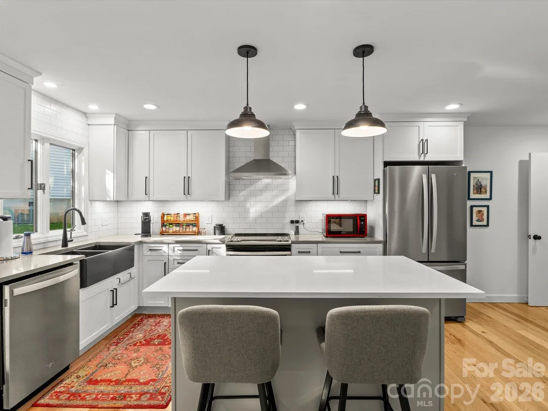 Photo of 110 Aurora Drive