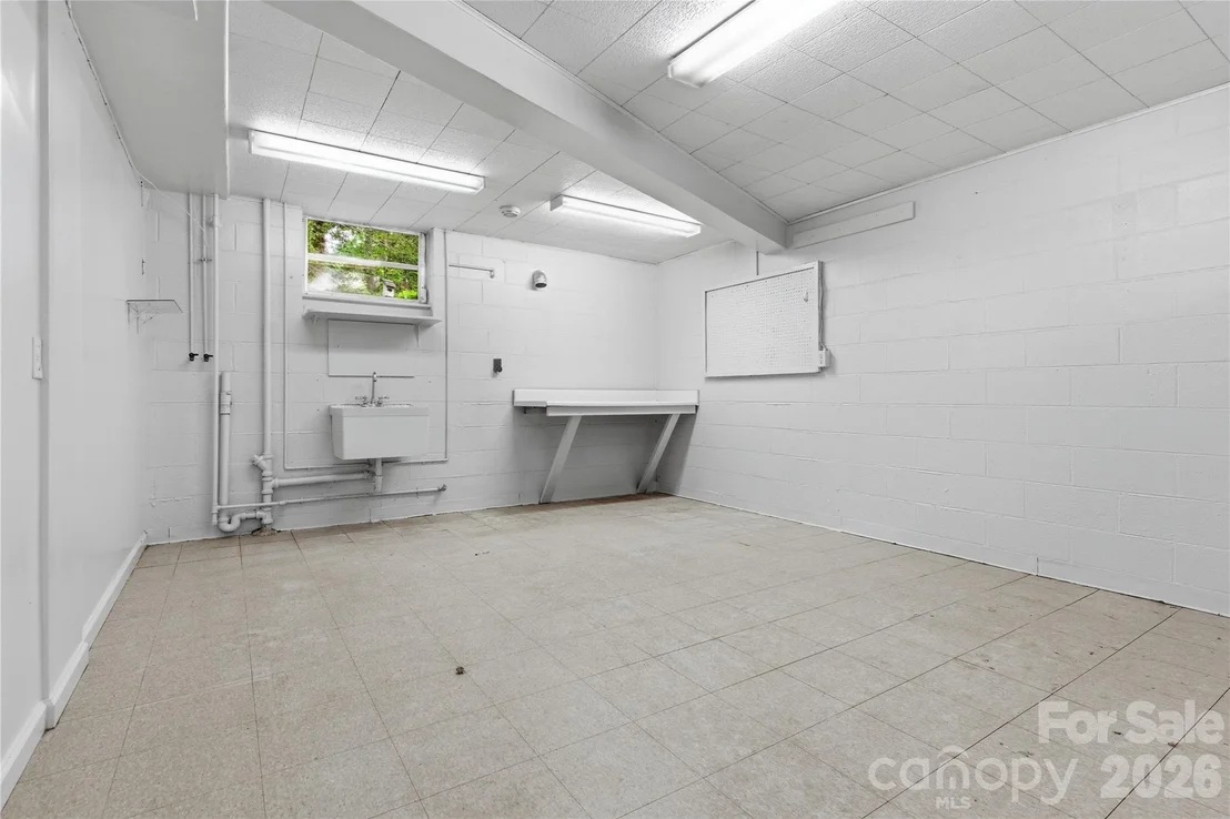 Photo of 123 Castleton Lane