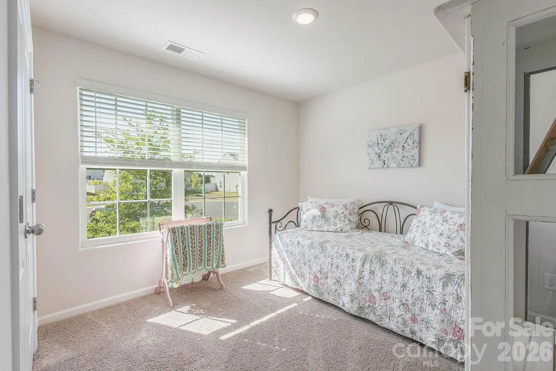 Photo of 410 Apex Circle