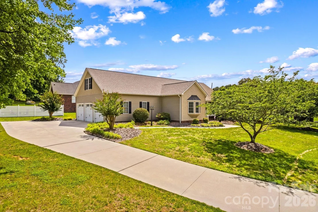 Photo of 101 Devonshire Lane