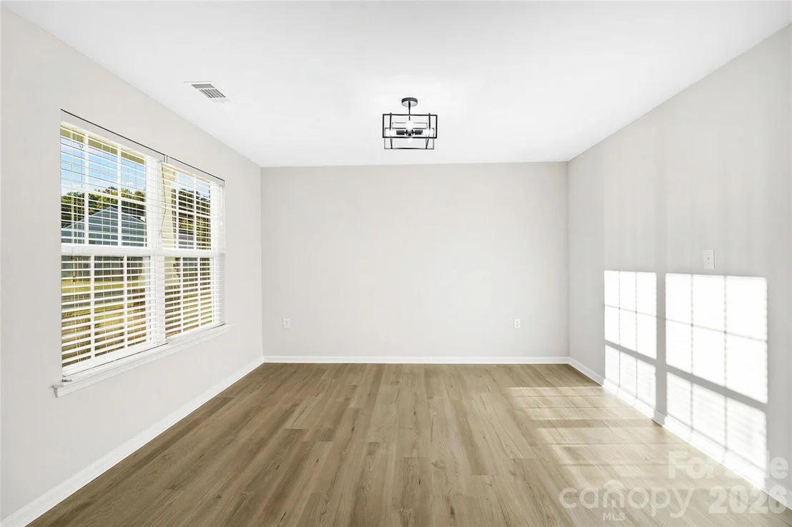 Photo of 407 Lind Point Lane
