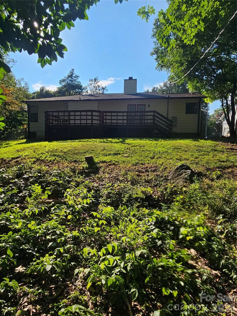 Photo of 1926 Pinevalley Road