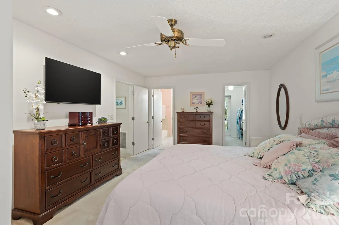 Photo of 128 Forest View Drive