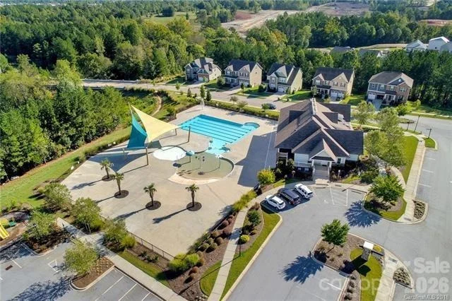 Photo of 406 Livingston Drive