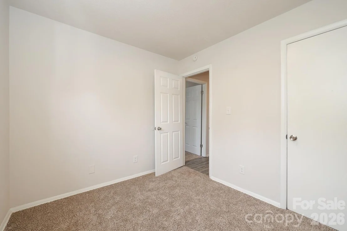 Photo of 5001 Springview Road