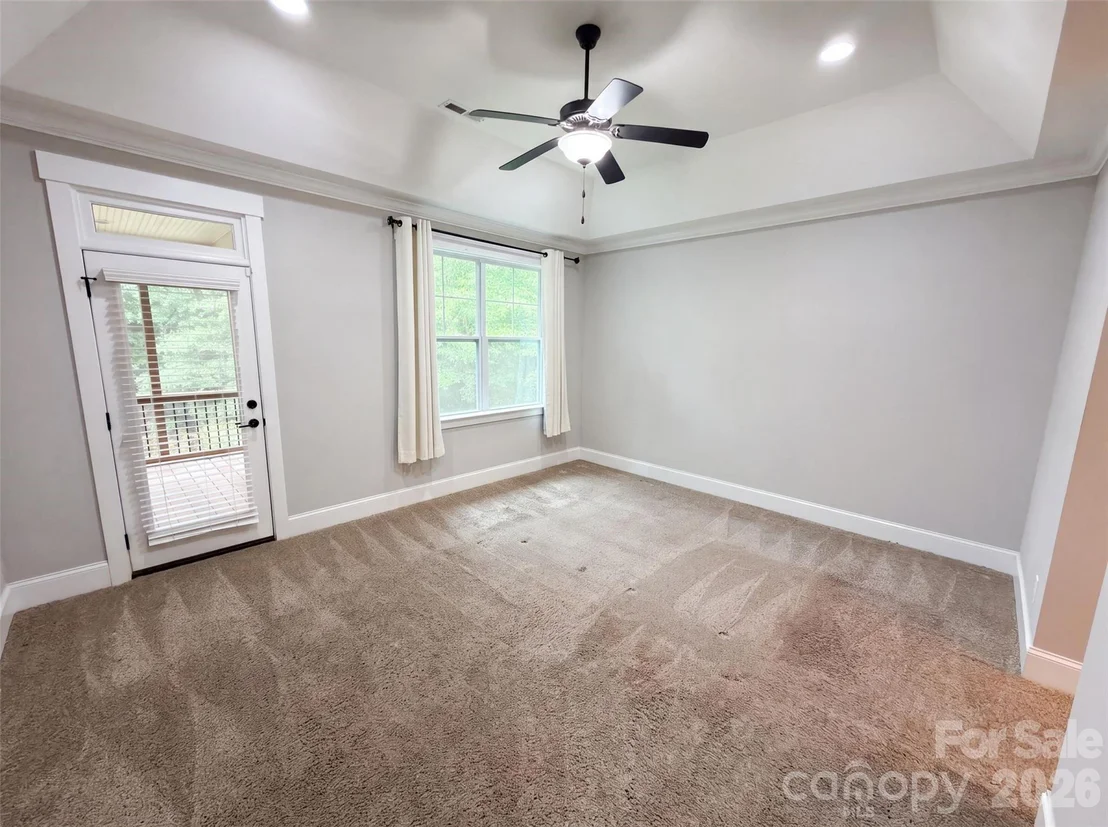 Photo of 4193 Persimmon Road