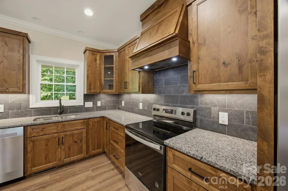 Photo of 107 Meadow View Street