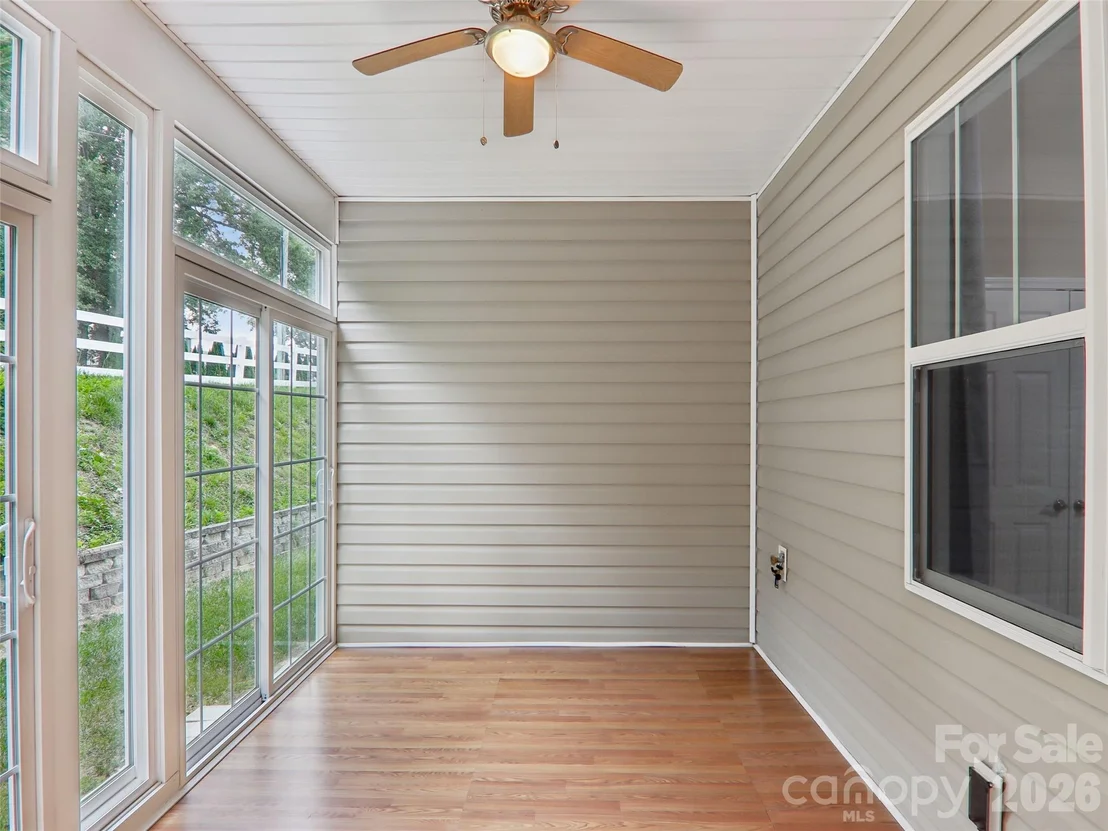 Photo of 11 Eagle Pointe Way