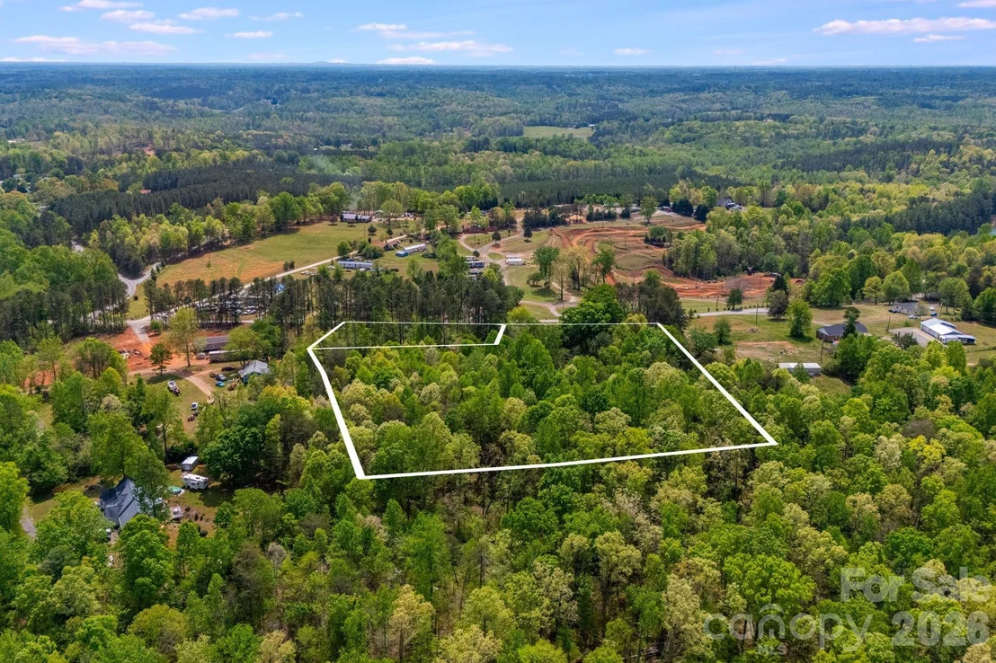 Photo of 1737 Whitesides Road