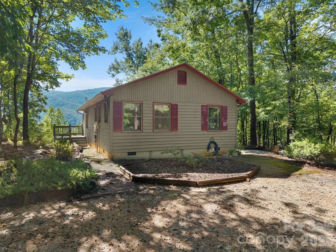 Photo of 600 Piney Gate Road