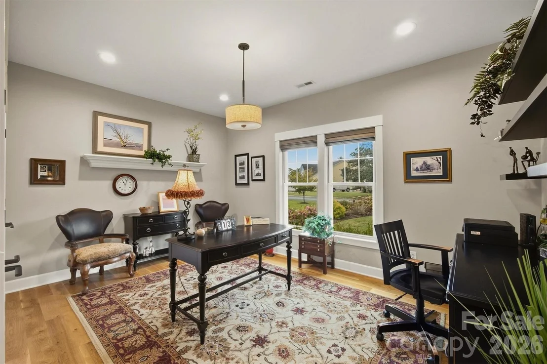 Photo of 124 Beechmont Drive