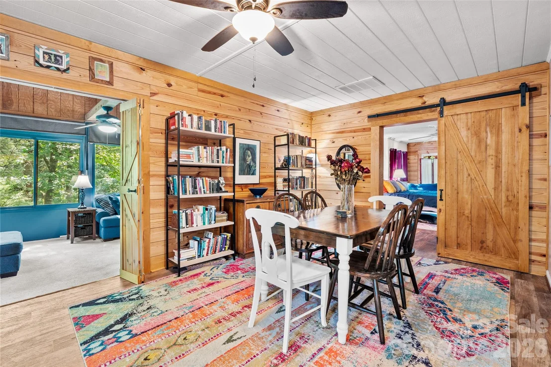 Photo of 180 Longview Road