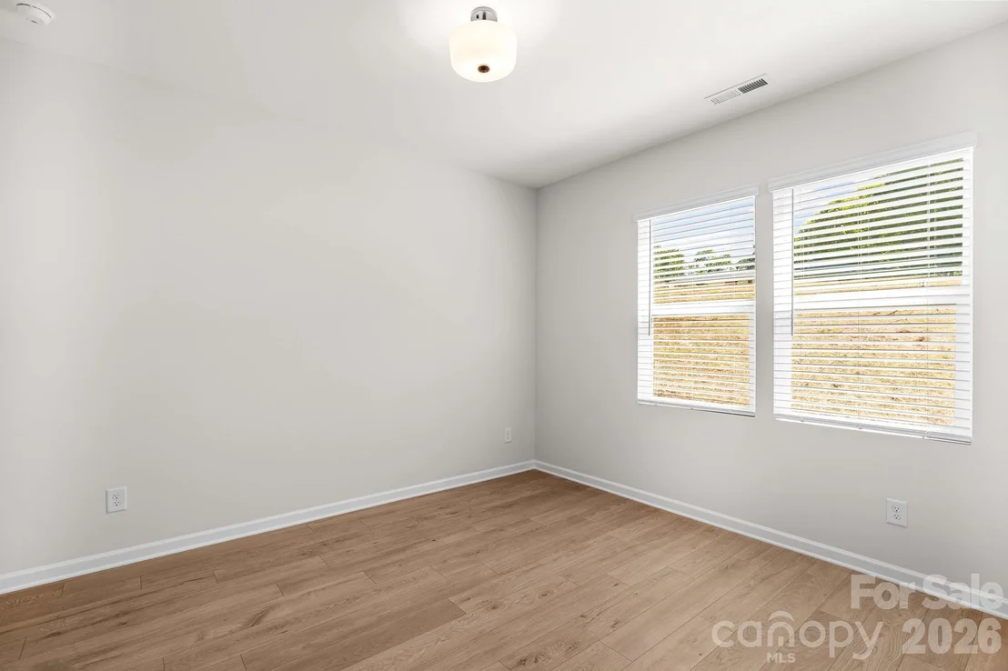 Photo of 307 Sowers Ferry Road
