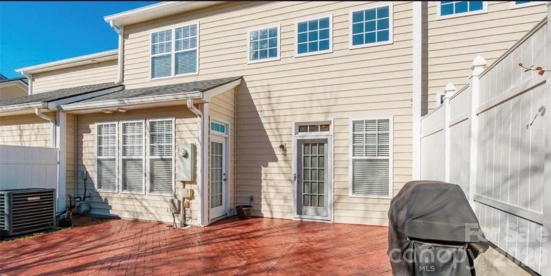 Photo of 555 Pine Links Drive
