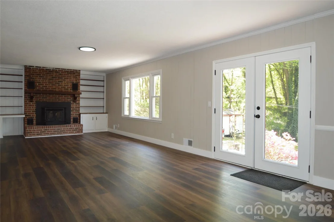 Photo of 191 Flat Rock Hill Road