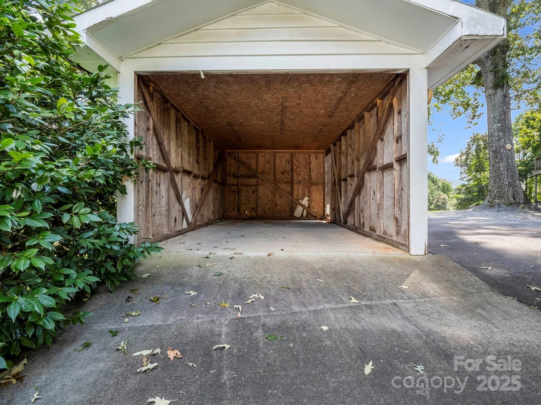 Photo of 256 School Road