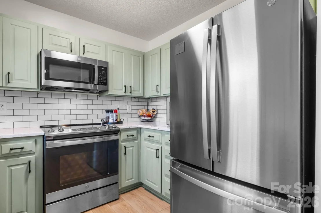 Photo of 5068 Tonys Way