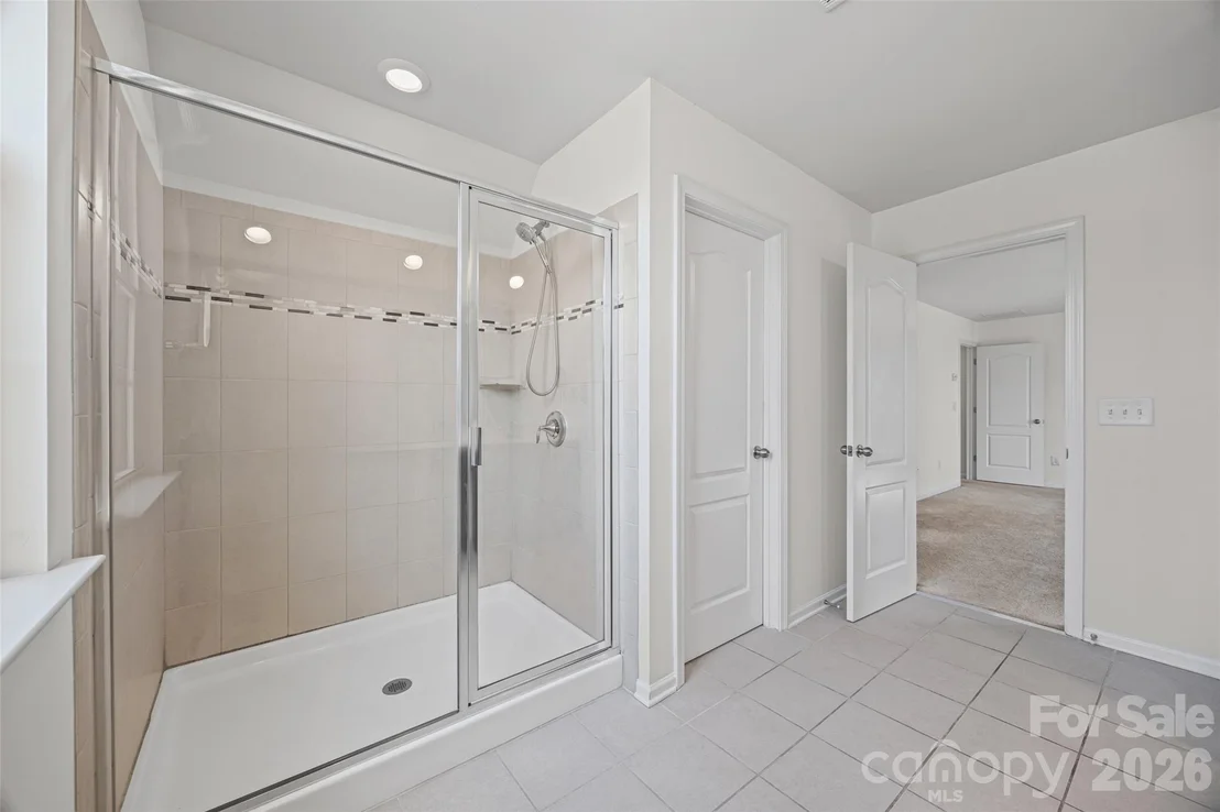 Photo of 406 Livingston Drive