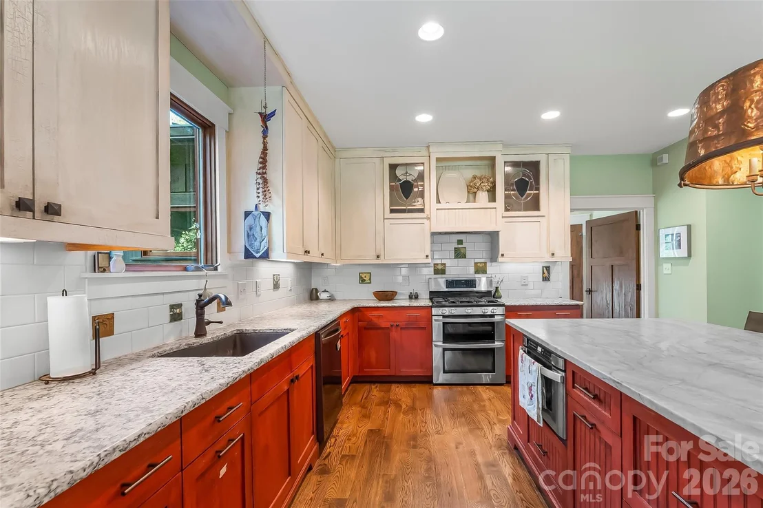 Photo of 3201 Donahue Drive