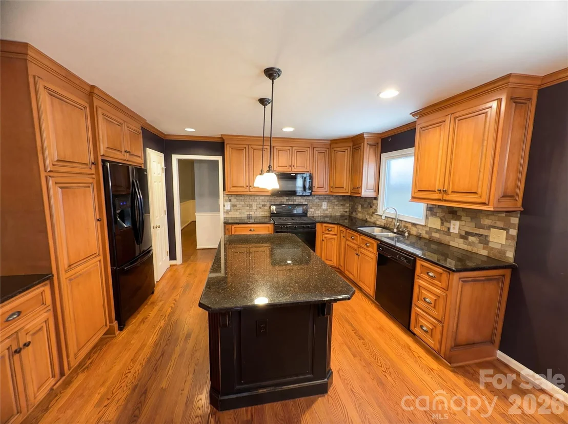 Photo of 3029 Southampton Circle