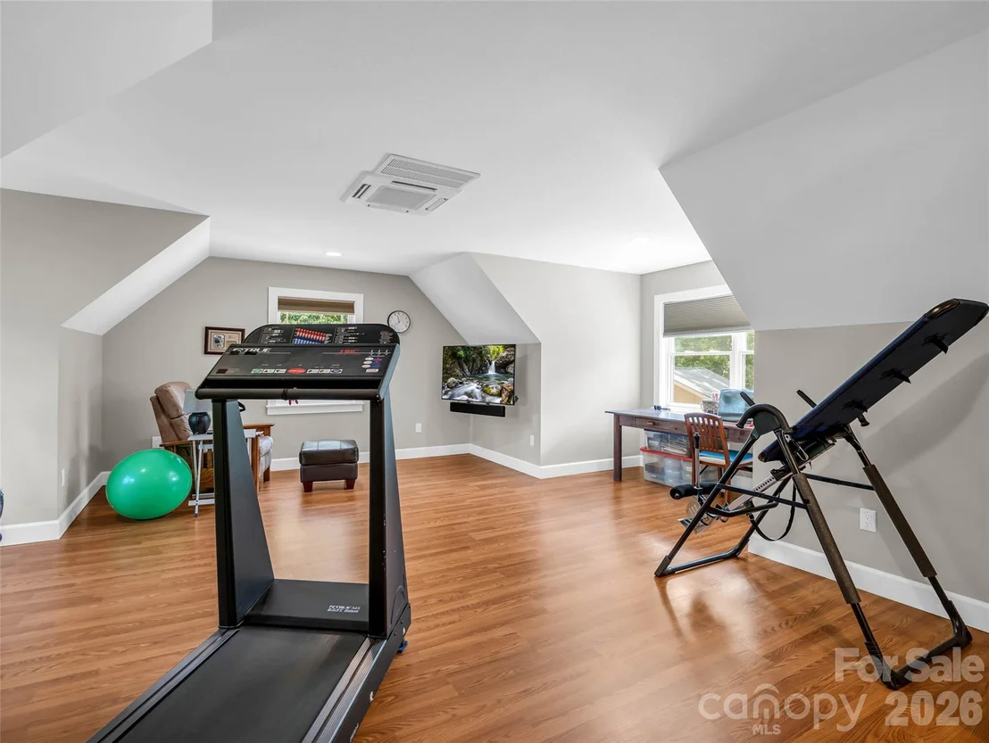 Photo of 930 Big Raven Lane