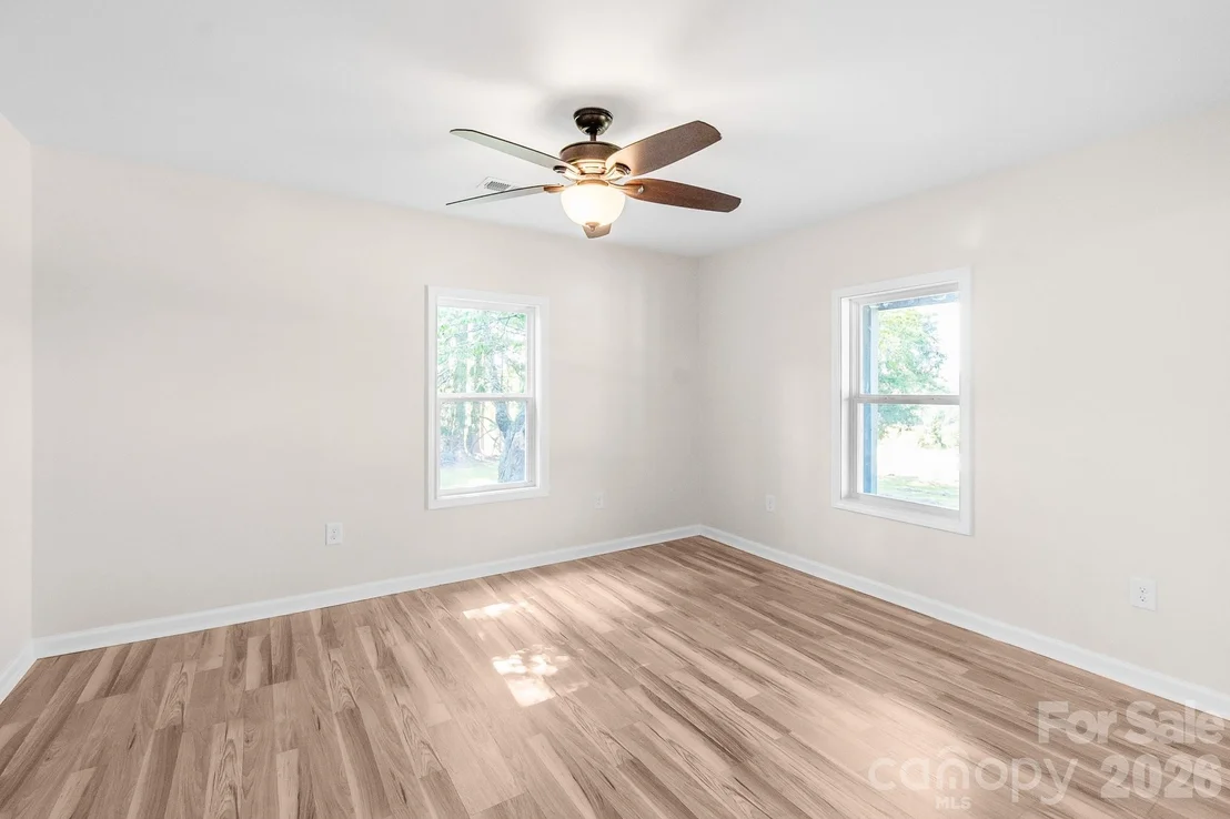 Photo of 500 Gregory Road