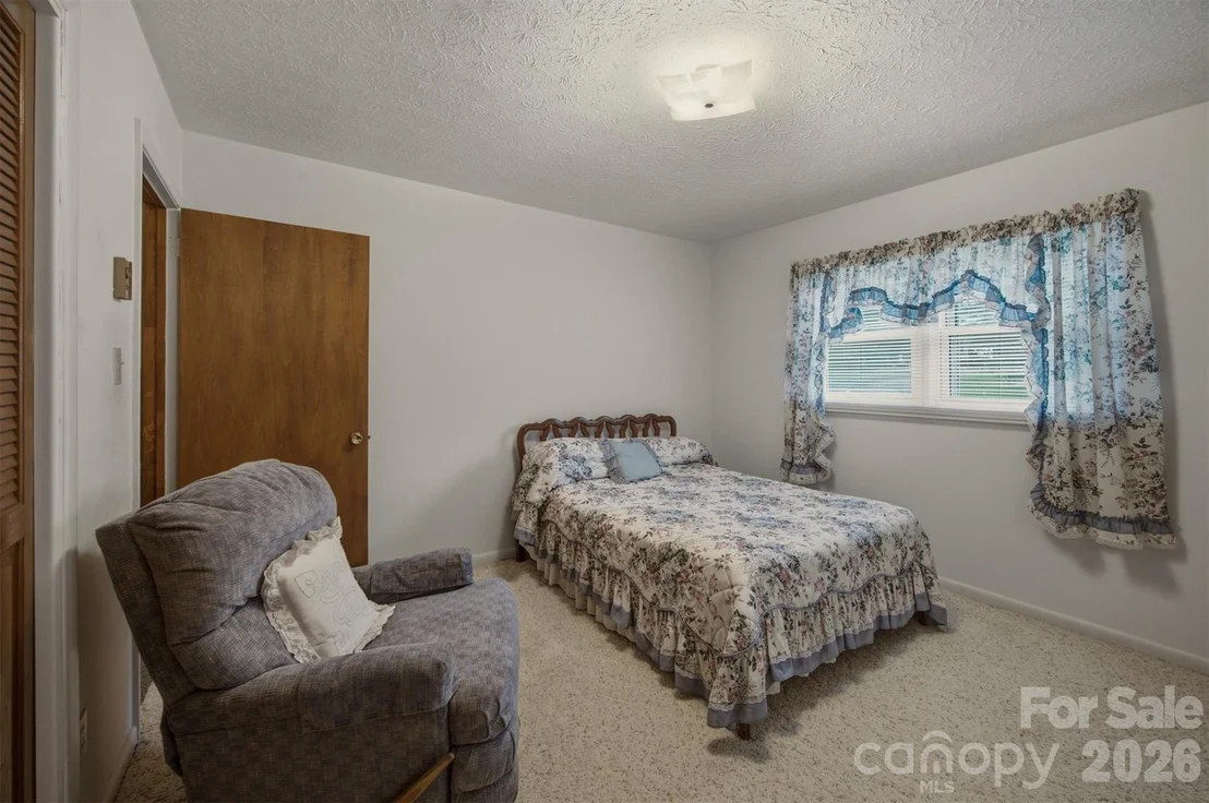 Photo of 2711 Fairway Acres Circle